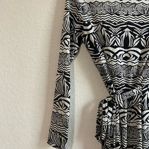 New Diane Von Furstenberg Silk Jeanne Two Zebra Tattoo Black Cream Wrap Dress 4 - Picture 6 of 10